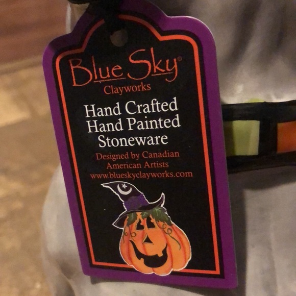 Blue Sky Clayworks Fall French Bulldog Figurine - Picture 4 of 7